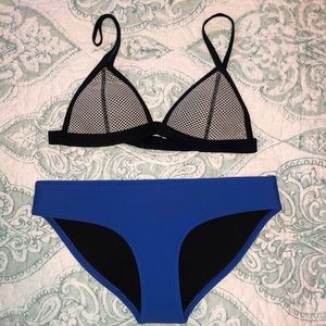 Triangl top and bottom!